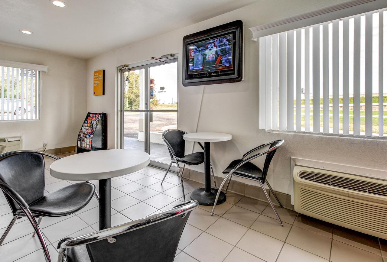 Motel 6 Waco - Lacy Lakeview Bellmead Bagian luar foto
