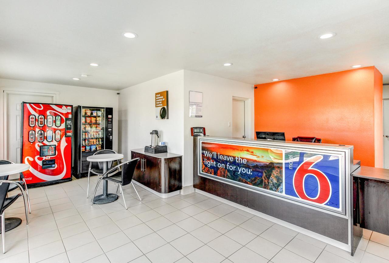 Motel 6 Waco - Lacy Lakeview Bellmead Bagian luar foto