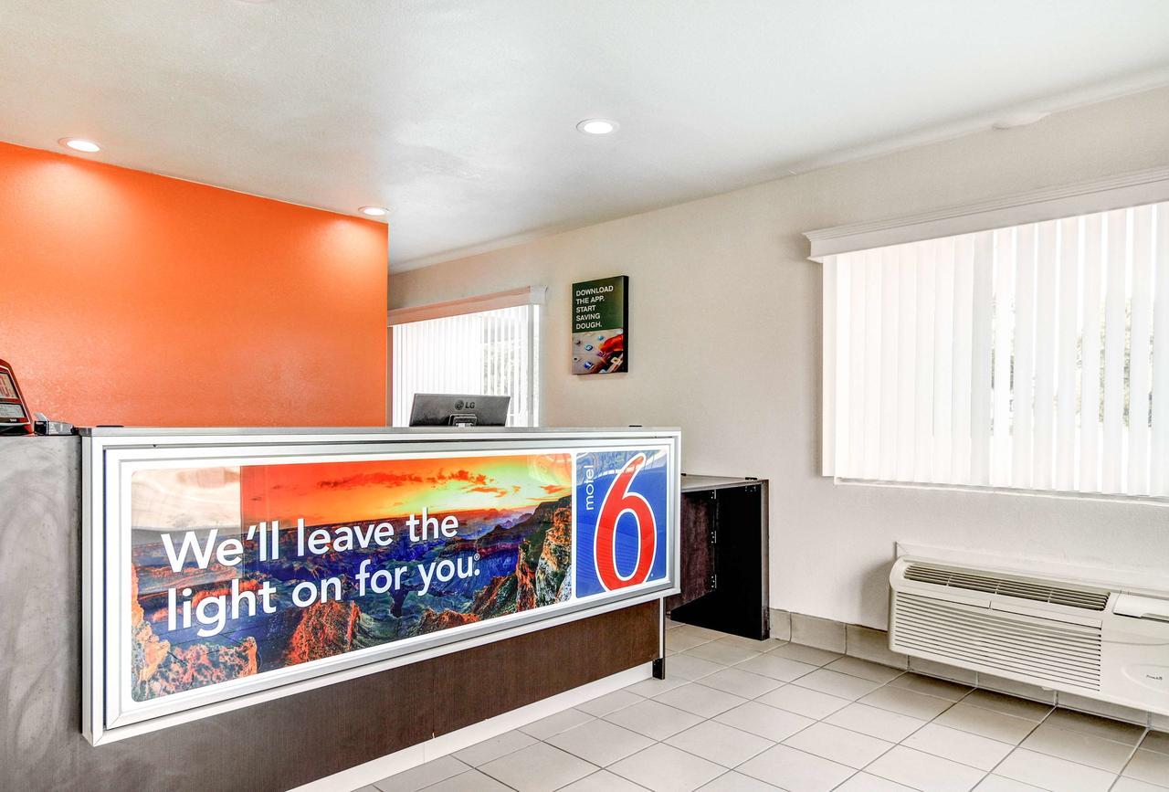 Motel 6 Waco - Lacy Lakeview Bellmead Bagian luar foto